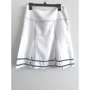 Susan Bristol White 100% Linen Skirt Size 8 Black Contrast Stitching Nautical